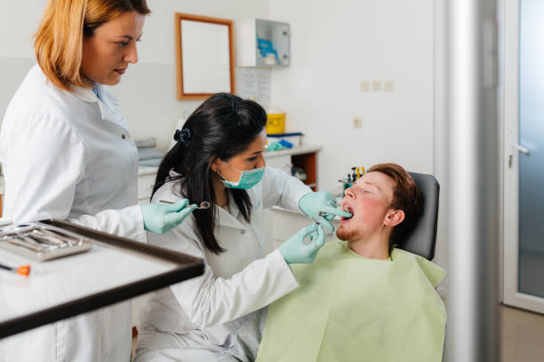 Best Broken or Cracked Tooth Emergency Dentist in San Carlos, TX
